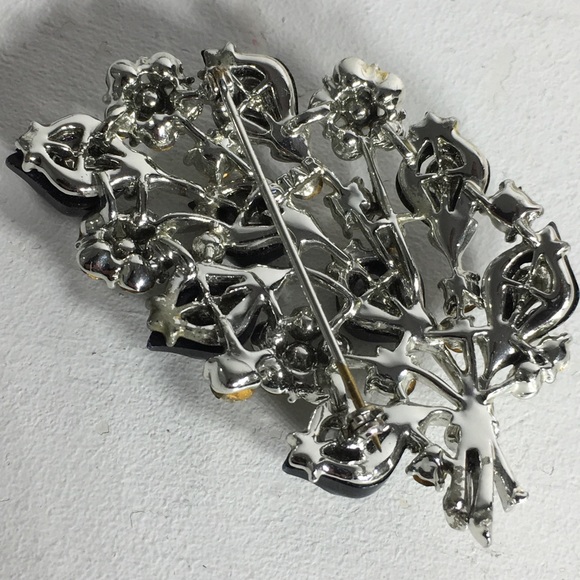 Vintage Silver Black Rhinestone Leaf Brooch - Picture 7 of 8